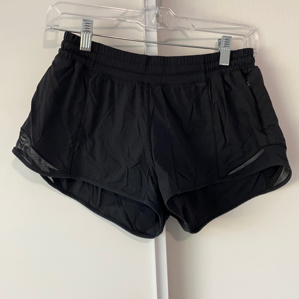 Lululemon Hotty Hot Short